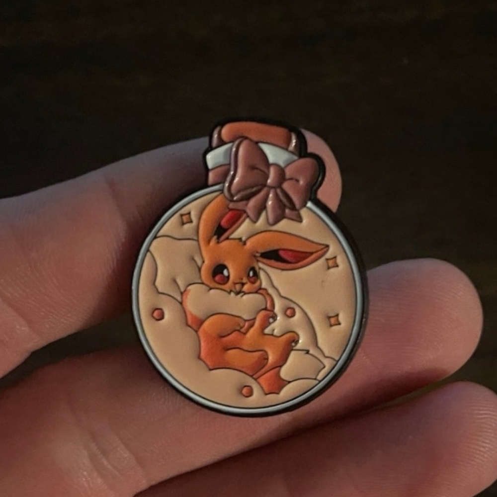 Pokemon Enamel Pin - Orange and Cream Eevee Anime Manga